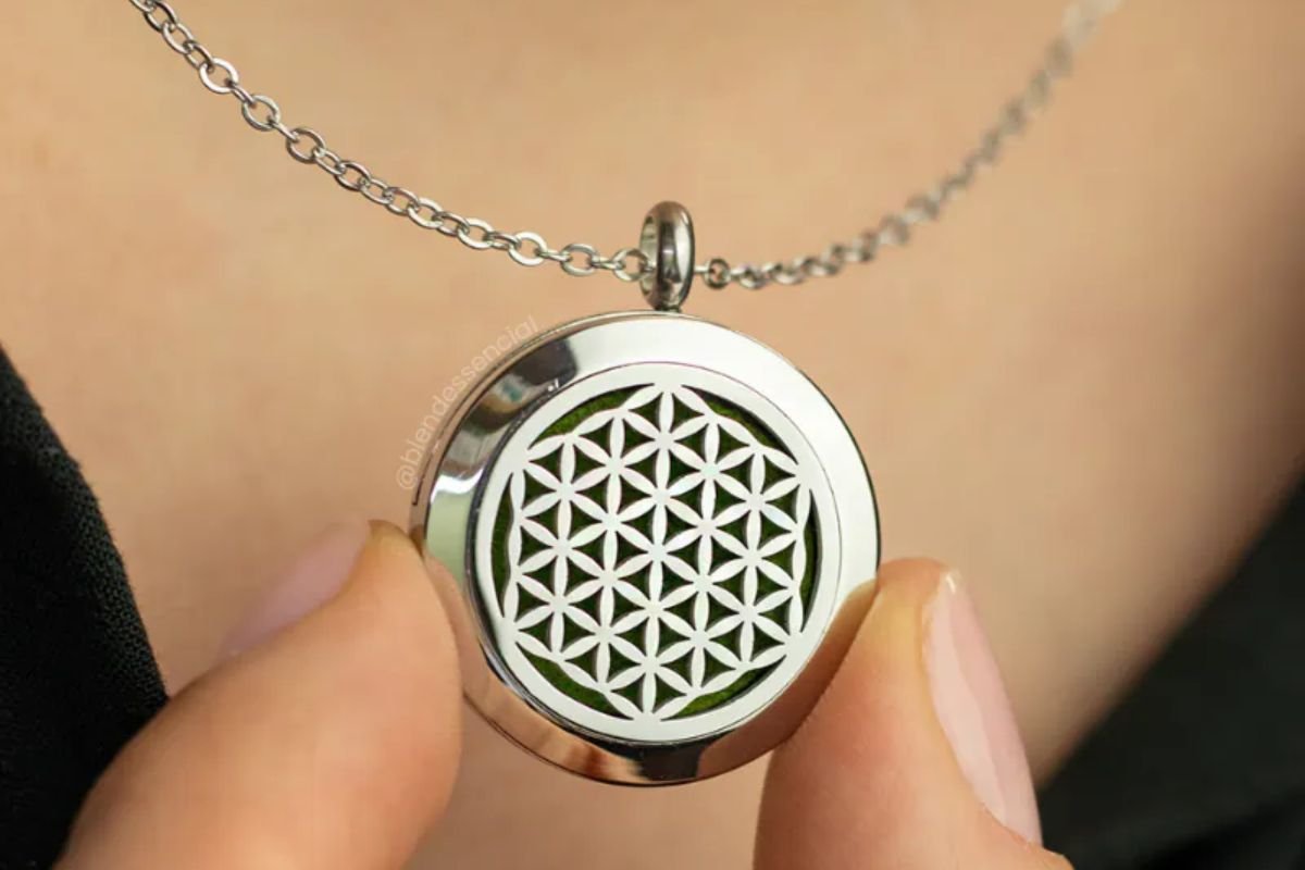 Colar para óleo essencial